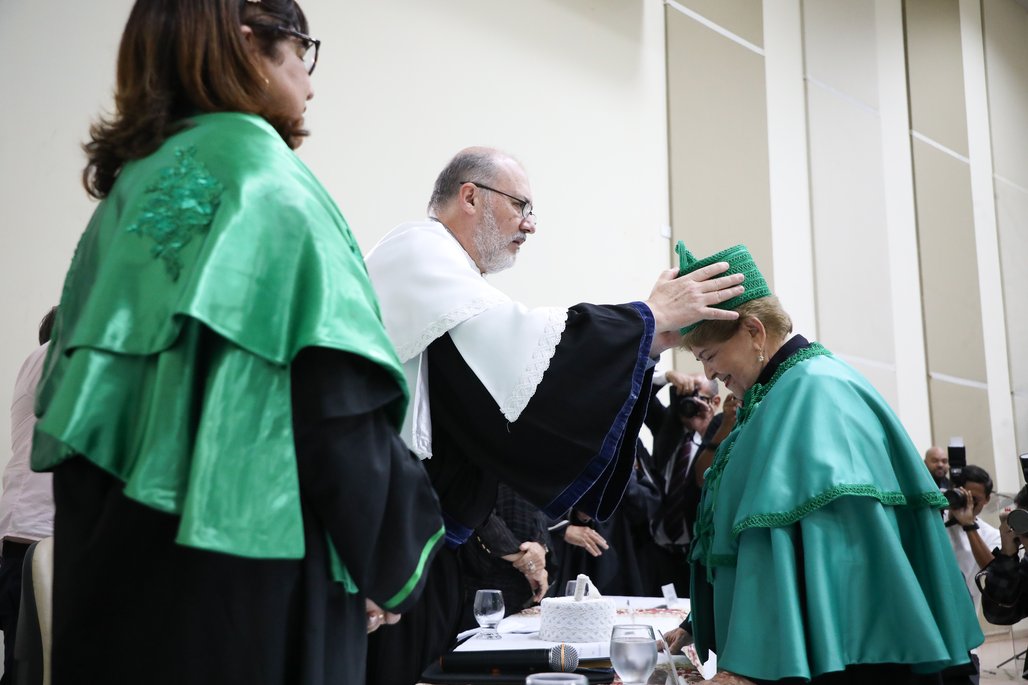 Solenidade de Honoris Causa da reitora Ana Dayse