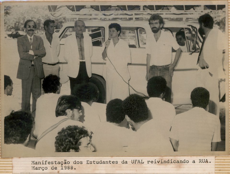 6AF49.6 \u002D 710.1 \u002D ÁLBUM VERDE RANHURA 1 \u002D EVENTOS \u002D REITORA DELZA GITAÍ