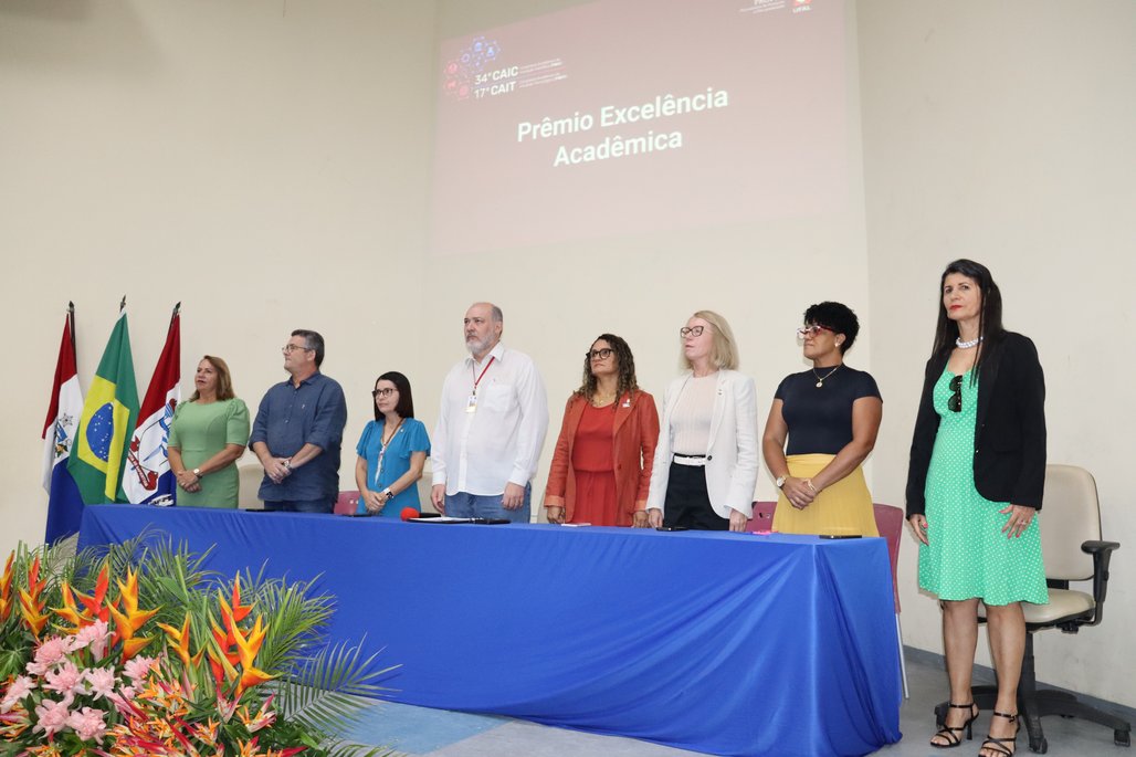 Excelência acadêmica 2025