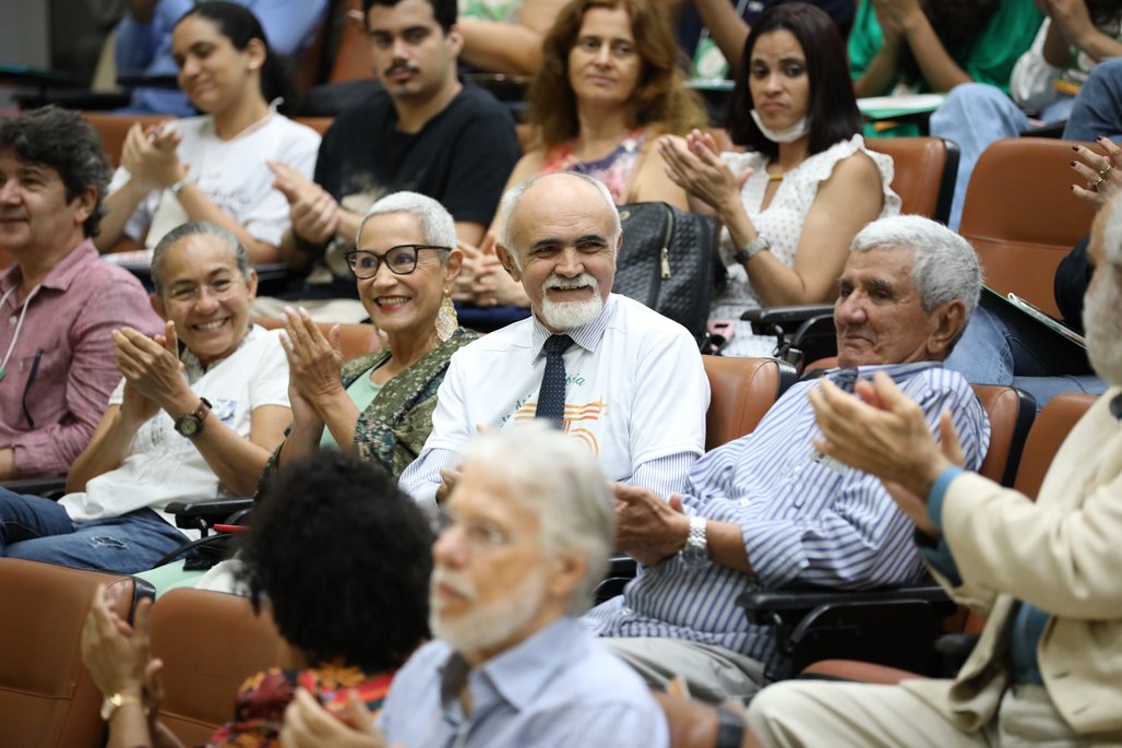 25 anos Curso Farmácia