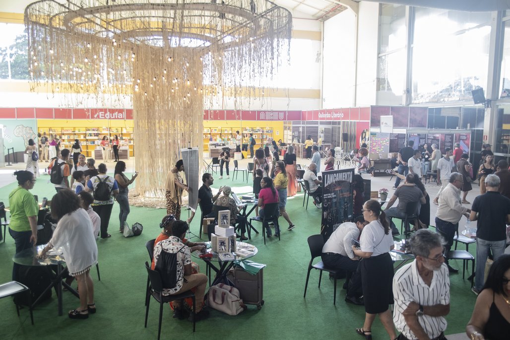 Bienal do Livro de Alagoas 2025 \u002D dia 7 \u002D 06/11