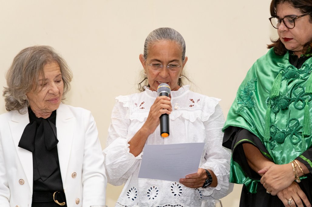 Solenidade Honoris Causa e Professoras Eméritas Enfermagem