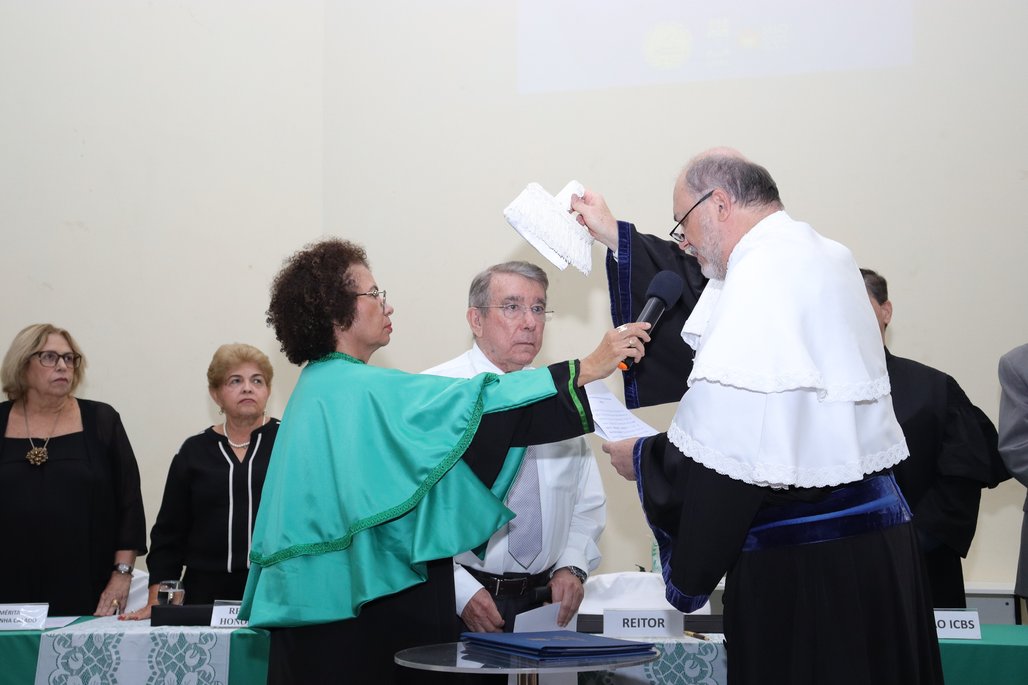 Solenidade Título Professor Emérito ICBS
