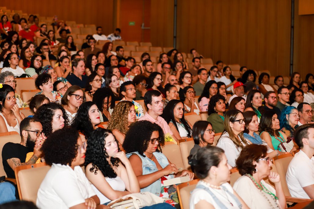 Bienal do Livro de lagoas 2025 \u002D dia 2 \u002D 01/11