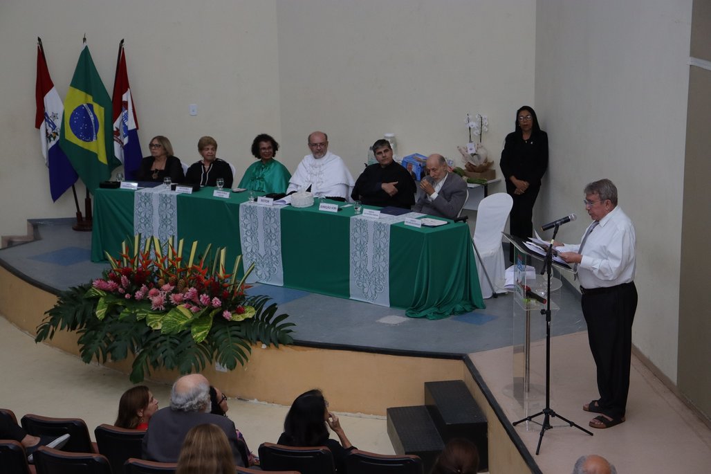 Solenidade Título Professor Emérito ICBS