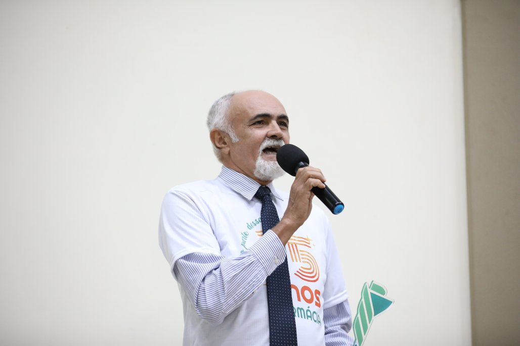 25 anos Curso Farmácia