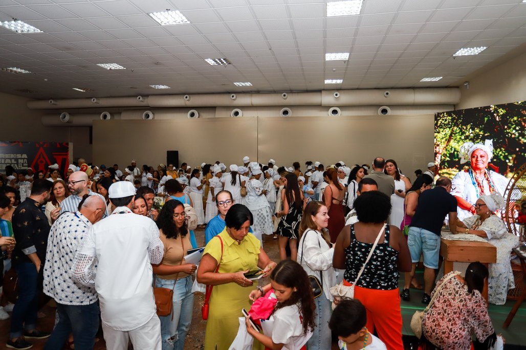 Bienal do Livro de lagoas 2025 \u002D dia 2 \u002D 01/11