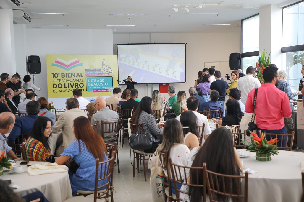 Café de lançamendo da 10ª Bienal Internacional do Livro de Alagoas