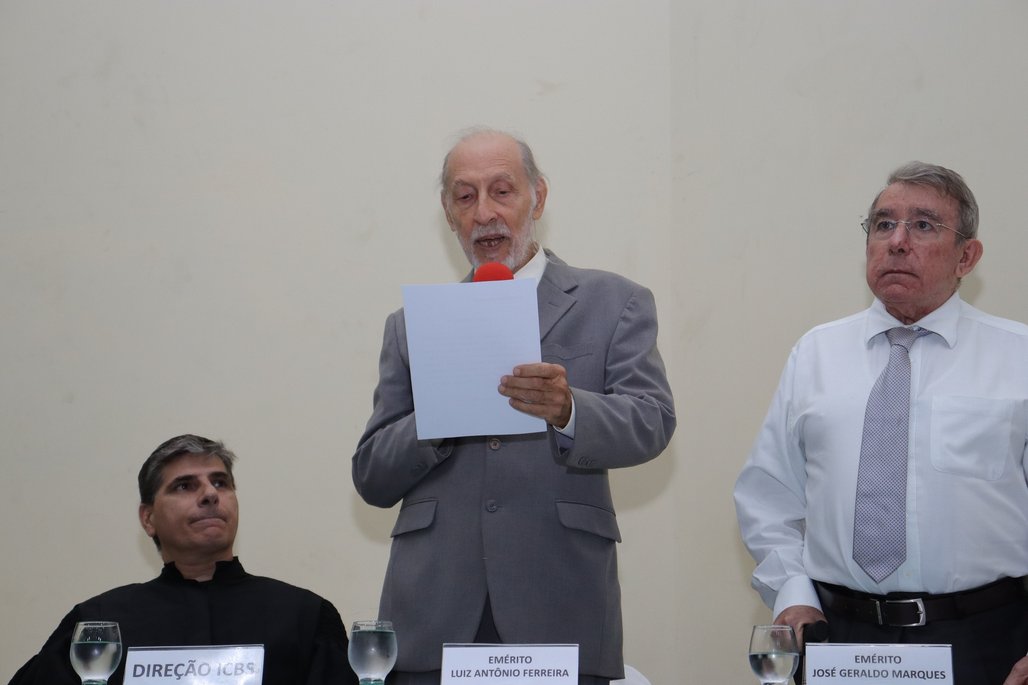 Solenidade Título Professor Emérito ICBS