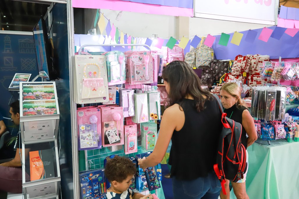 Bienal do Livro de lagoas 2025 \u002D dia 1 \u002D 31/10