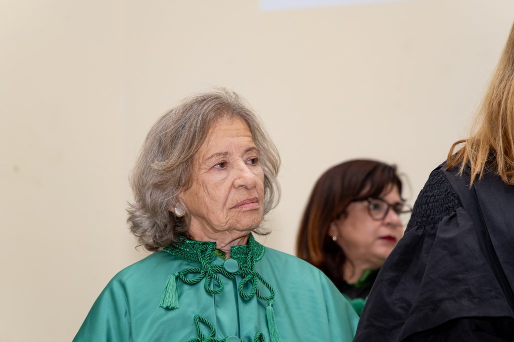 Solenidade Honoris Causa e Professoras Eméritas Enfermagem