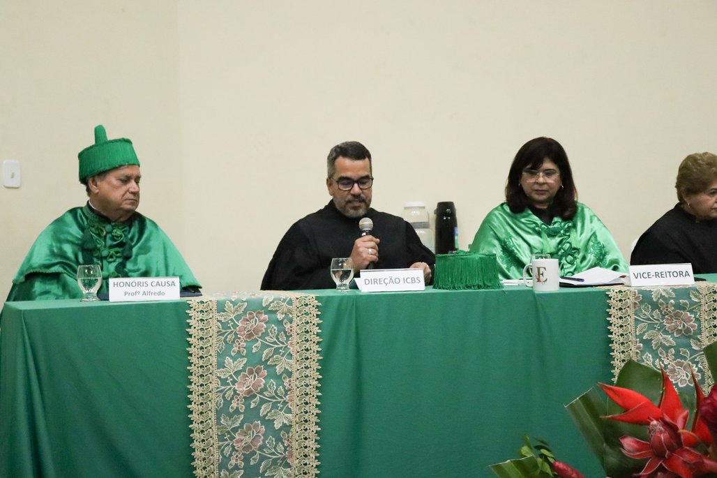 Solenidade Honoris Causa ICBS