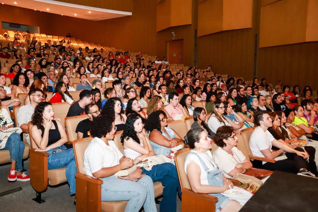 Bienal do Livro de lagoas 2025 \u002D dia 2 \u002D 01/11