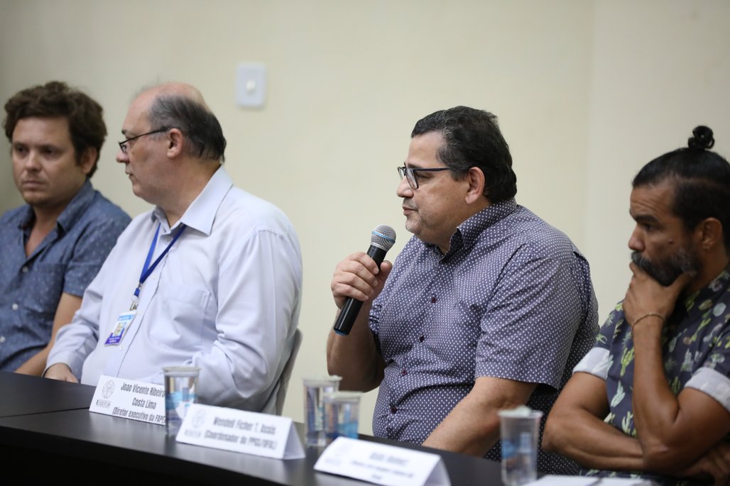 X Esocite \u002D Abertura