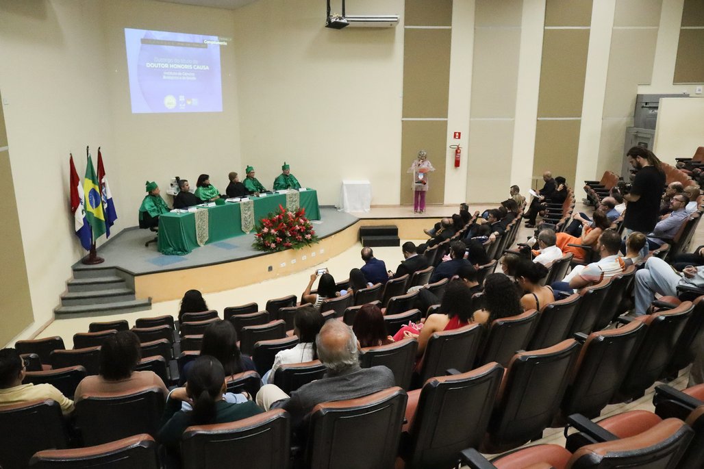 Solenidade Honoris Causa ICBS
