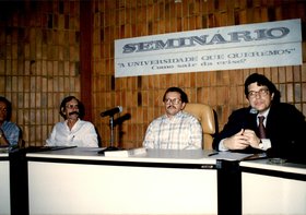 SEMINÁRIO - A UNIVERSIDADE QUE QUEREMOS - COMO SAIR DA CRISE