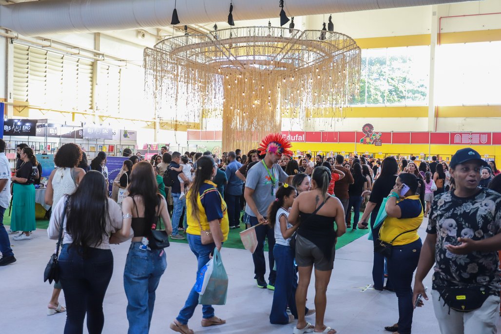 Bienal do Livro de Alagoas 2025 \u002D dia 6 \u002D 05/11