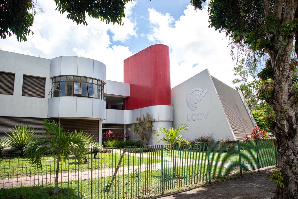 Campus A C Simões