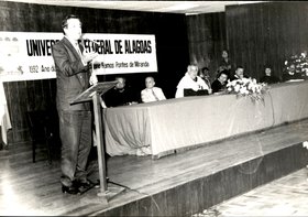 GOVERNADOR RONALDO LESSA