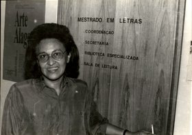 PROFESSORA DO MESTRADO EM LETRAS