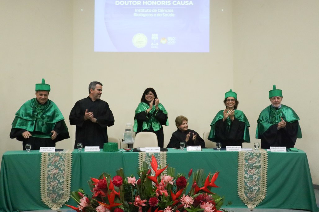 Solenidade Honoris Causa ICBS
