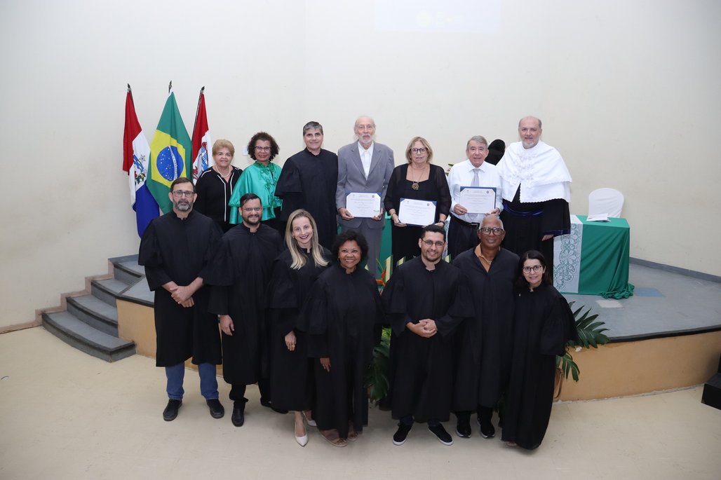 Solenidade Título Professor Emérito ICBS