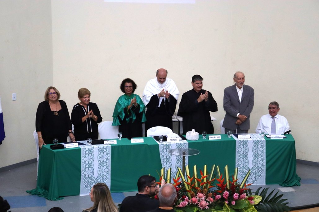 Solenidade Título Professor Emérito ICBS