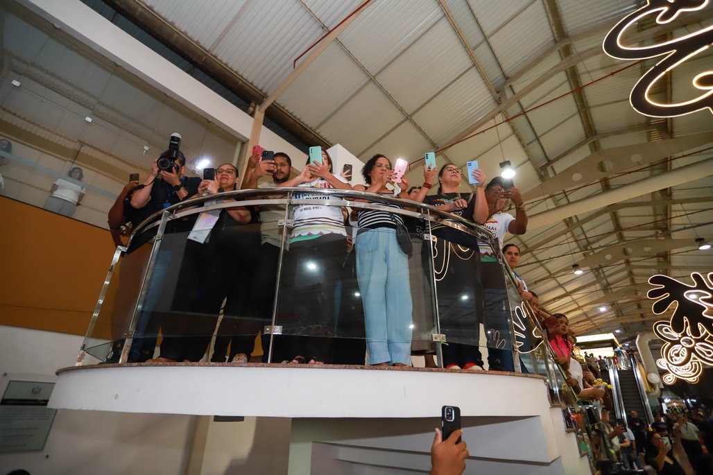 Bienal do Livro de lagoas 2025 \u002D dia 1 \u002D 31/10