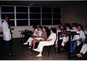 APRESENTAÇÃO DE PROJETO SOBRE O IDOSO PROFESSOR JOÃO MACÁRIO