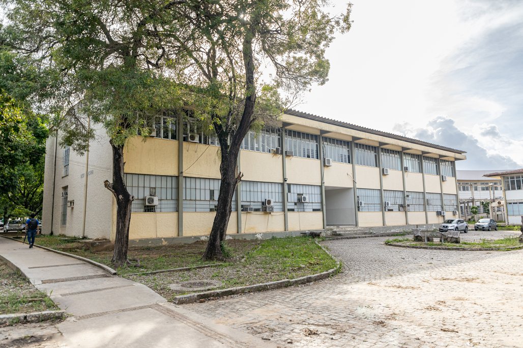 Campus A C Simões