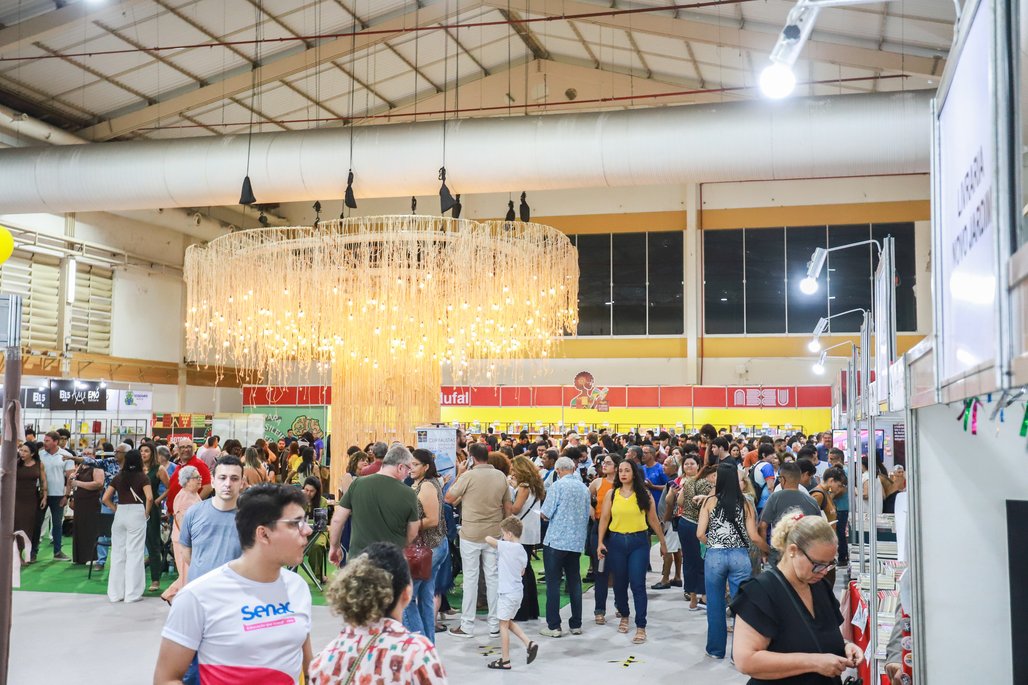 Bienal do Livro de Alagoas 2025 \u002D dia 7 \u002D 06/11