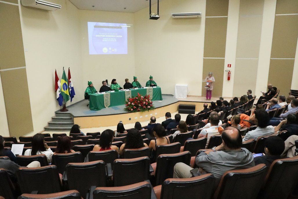 Solenidade Honoris Causa ICBS