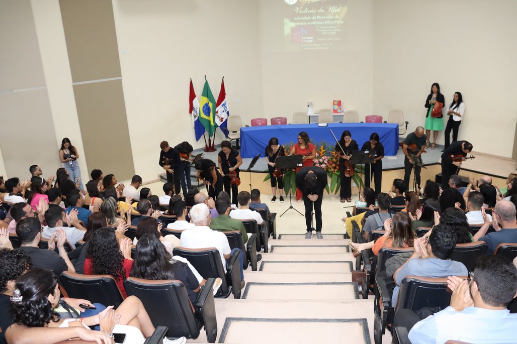 Excelência acadêmica 2025