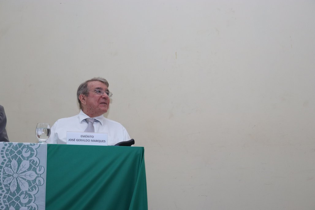 Solenidade Título Professor Emérito ICBS
