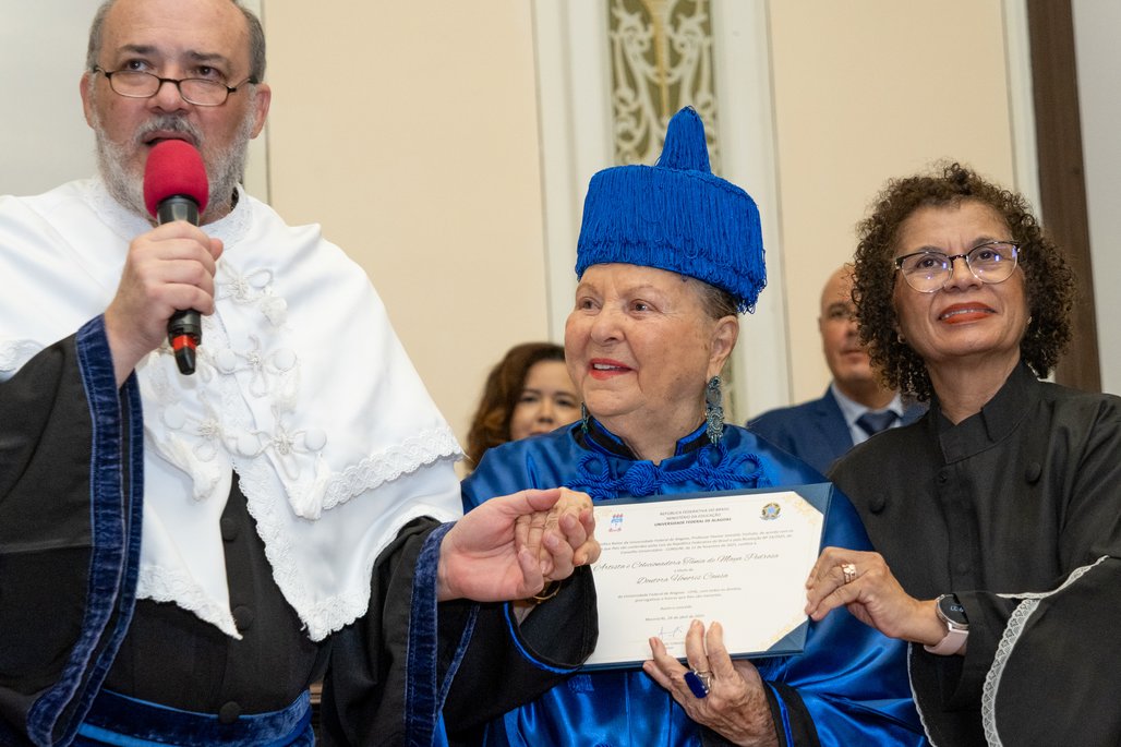 Solenidade de Honoris Causa de Tânia Maya Pedrosa