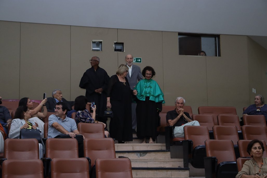 Solenidade Título Professor Emérito ICBS
