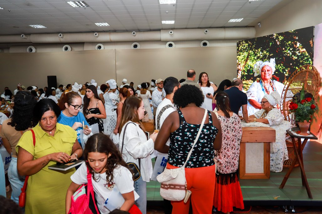 Bienal do Livro de lagoas 2025 \u002D dia 2 \u002D 01/11