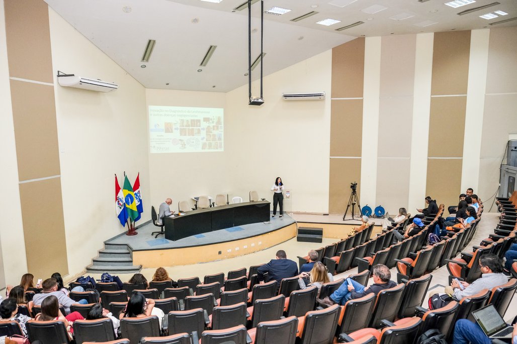 Ufal sedia diplomação de novos afiliados da Academia Brasileira de Ciências