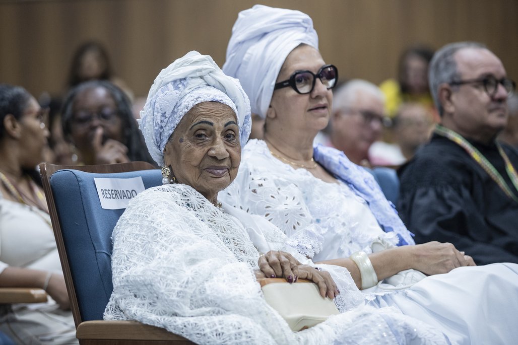 Bienal do Livro de lagoas 2025 \u002D dia 2 \u002D 01/11