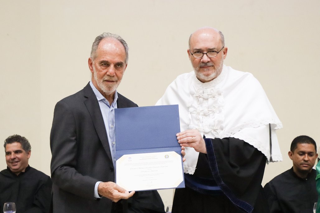 Solenidade Título Professor Emérito Instituto de Física e Química