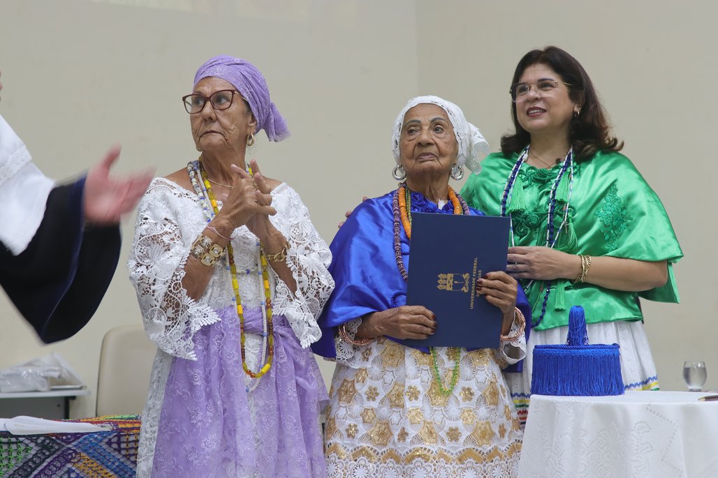 Solenidade Honoris Causa Mãe Mirian