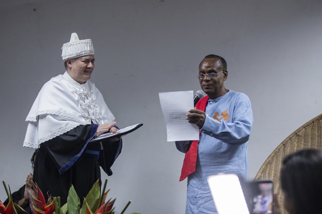 Bienal do Livro de lagoas 2025 \u002D dia 2 \u002D 01/11