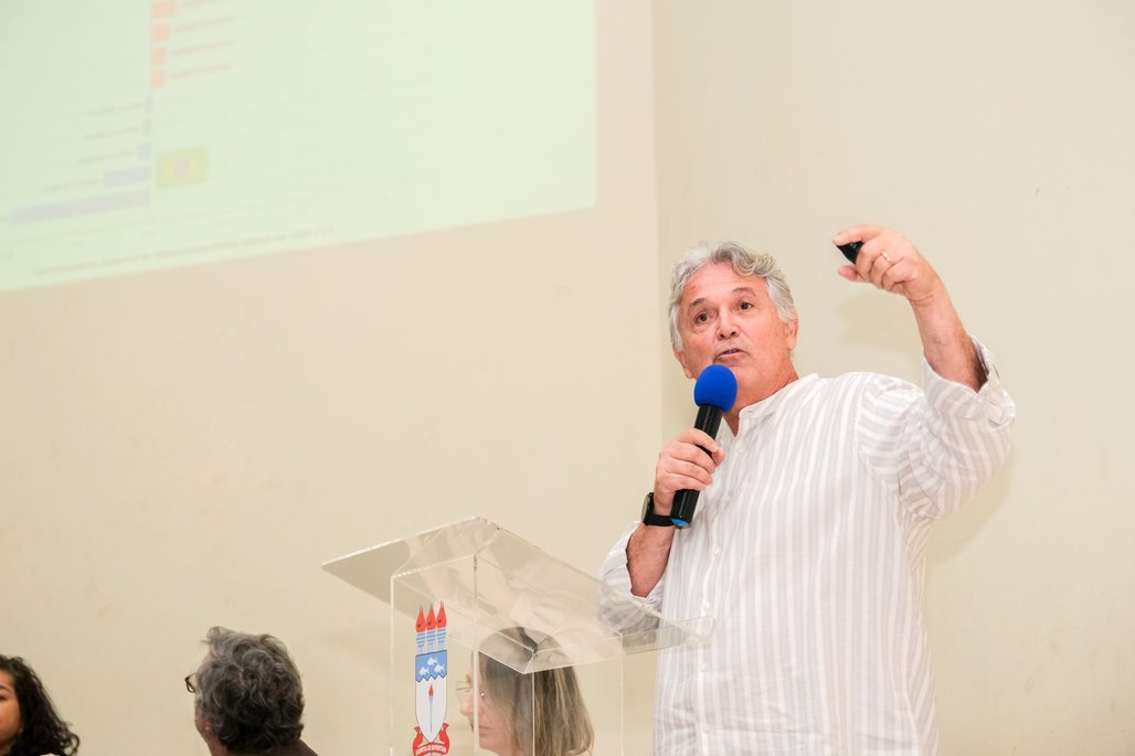 Ufal sedia diplomação de novos afiliados da Academia Brasileira de Ciências