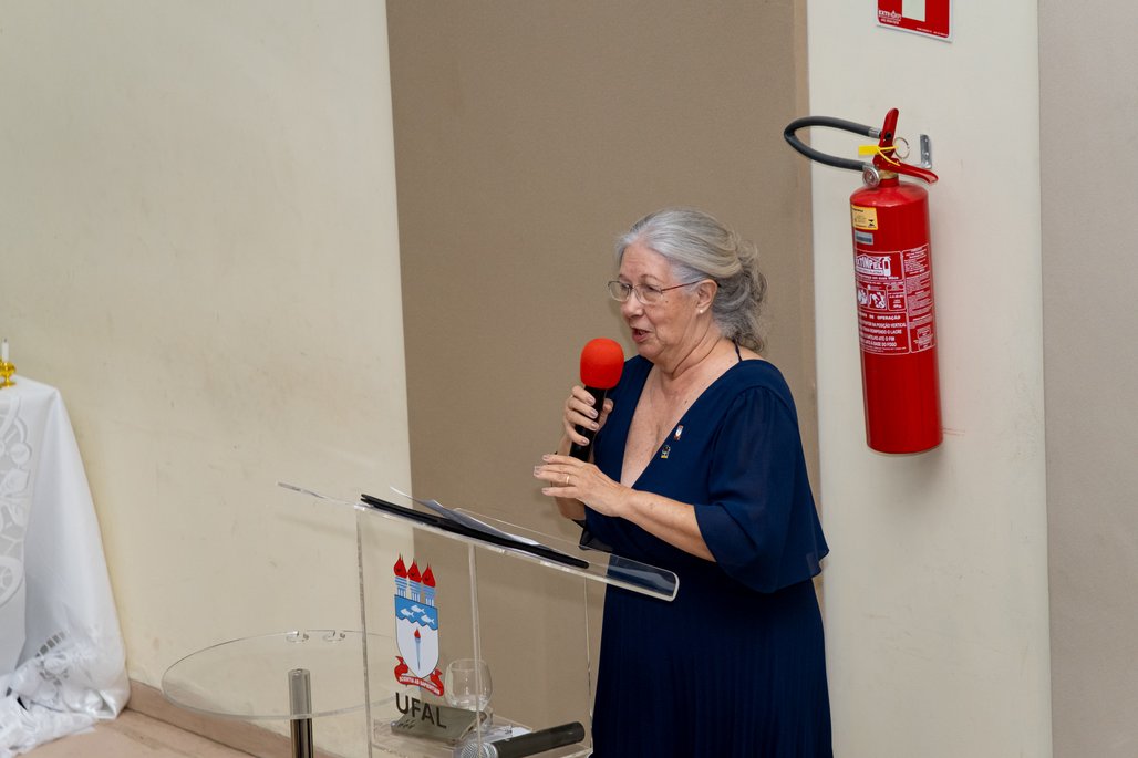 Solenidade Honoris Causa e Professoras Eméritas Enfermagem