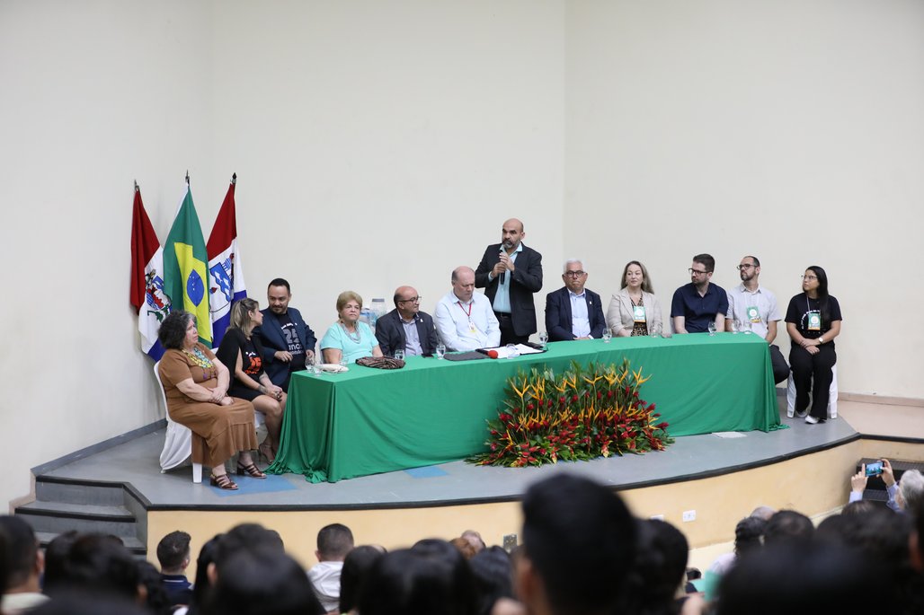 25 anos Curso Farmácia