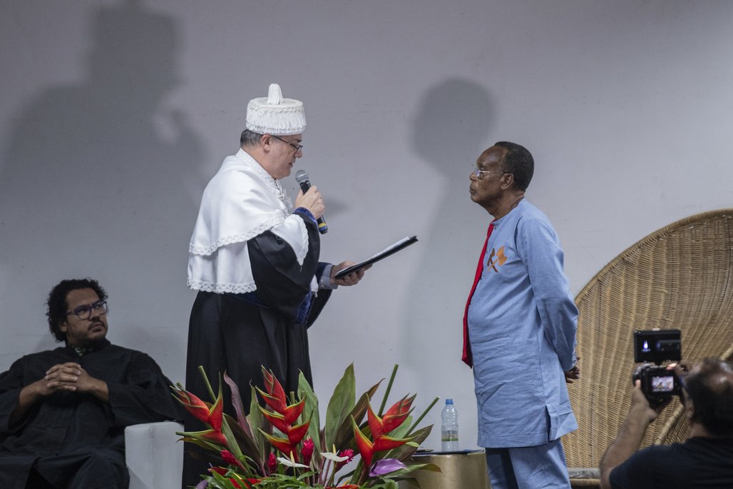 Bienal do Livro de lagoas 2025 \u002D dia 2 \u002D 01/11