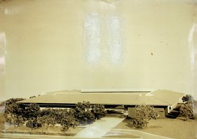 25AF04.1 - 110.1.2 - MAQUETE REITORIA