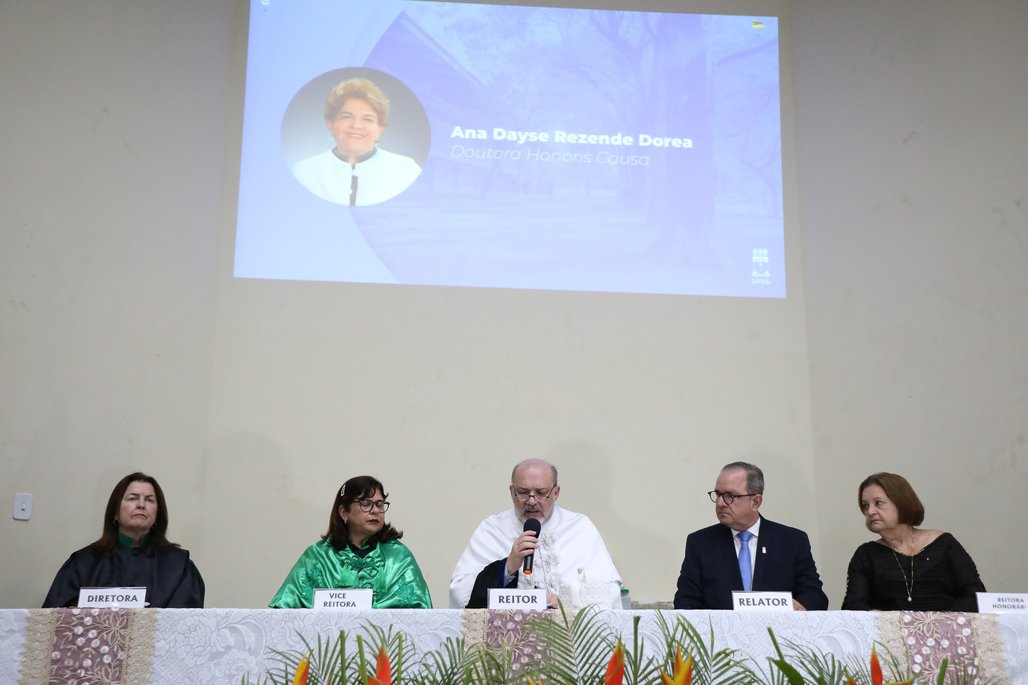 Solenidade de Honoris Causa da reitora Ana Dayse