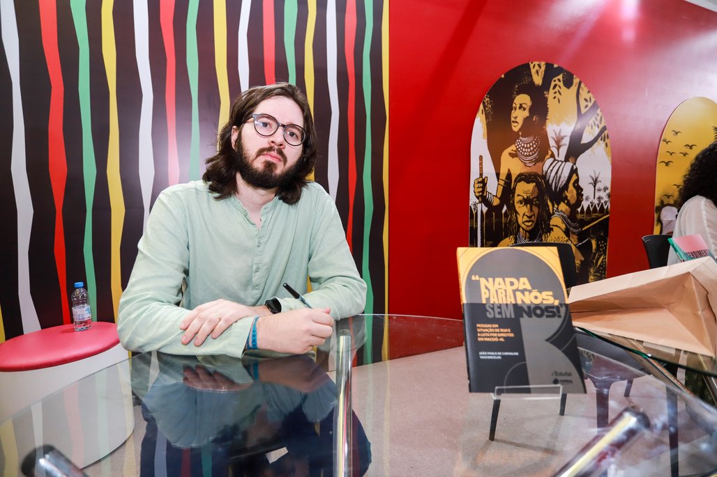 Bienal do Livro de lagoas 2025 \u002D dia 2 \u002D 01/11