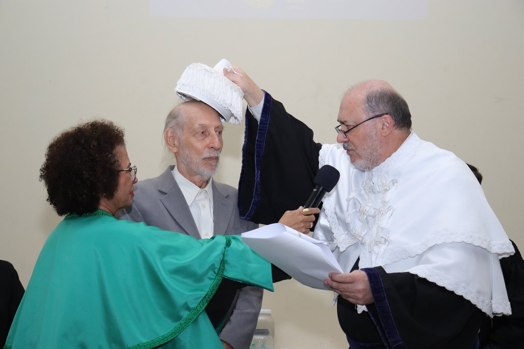 Solenidade Título Professor Emérito ICBS